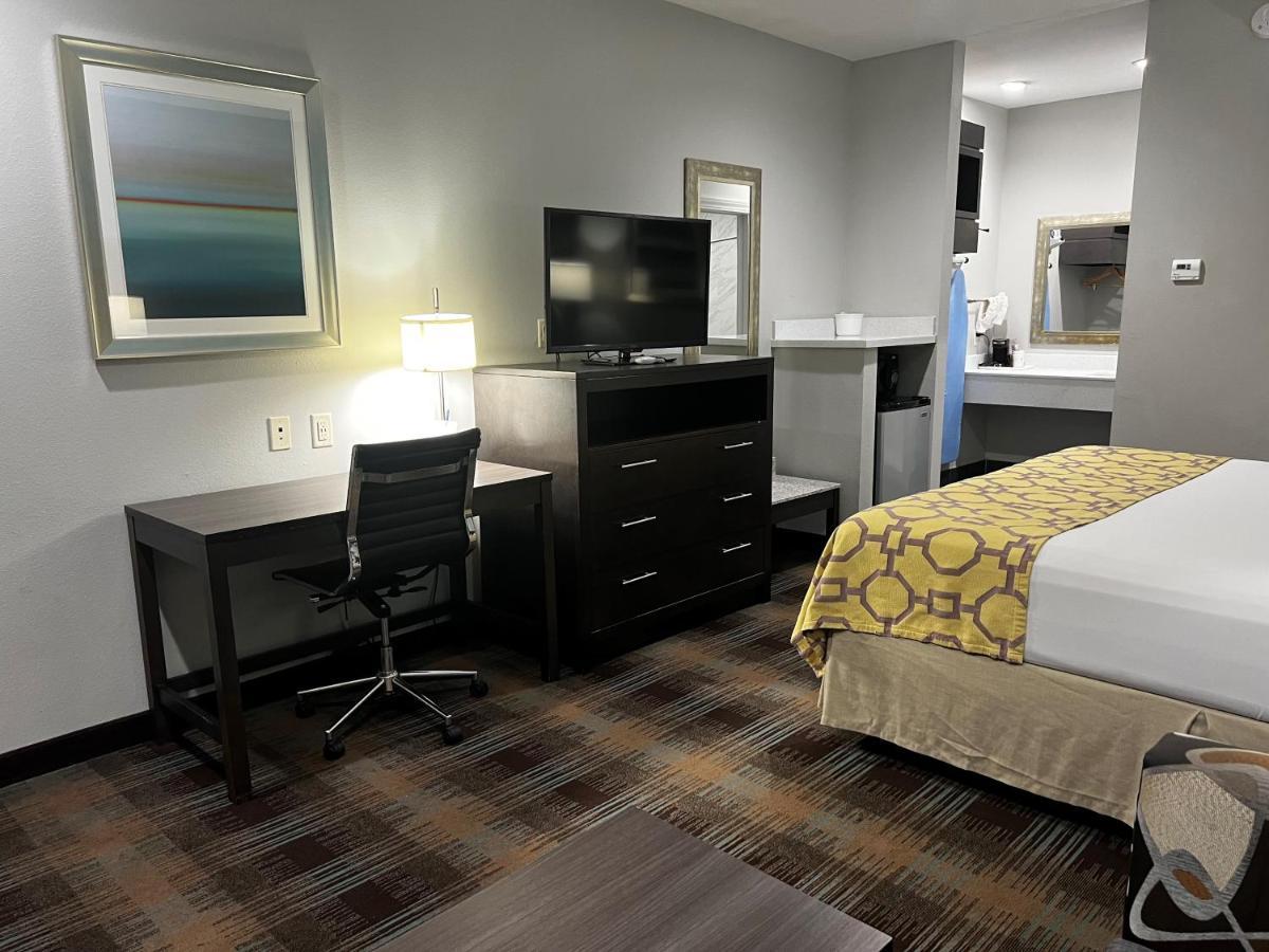 Baymont By Wyndham Bryan College Station Otel Dış mekan fotoğraf